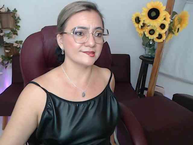 ana-milf webcam