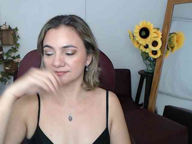ana-milf webcam