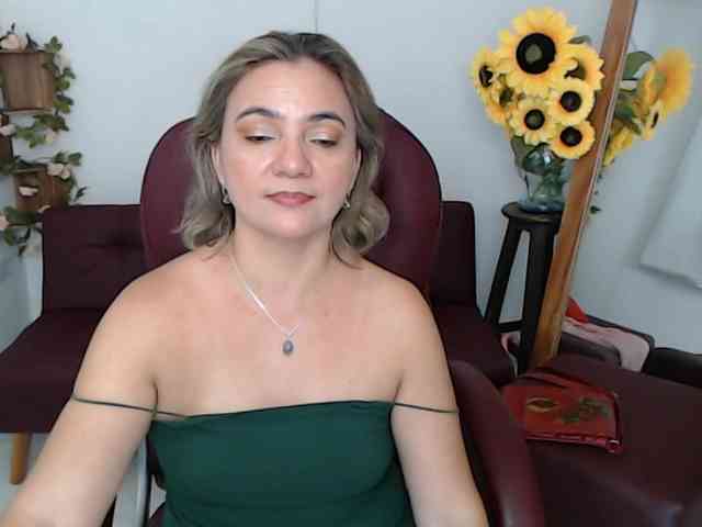 ana-milf