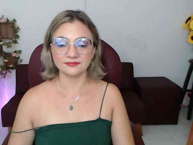 ana-milf