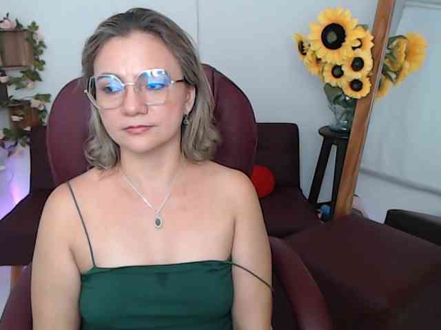 ana-milf