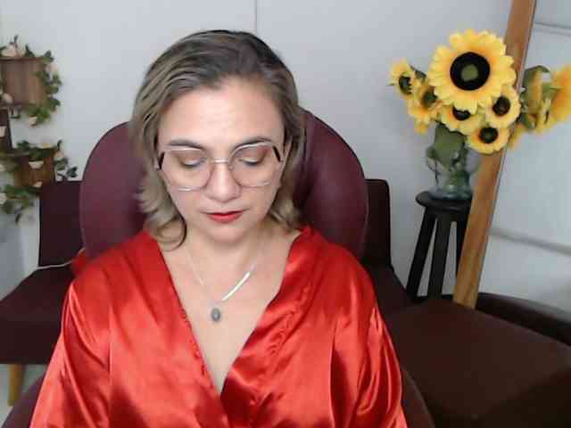 ana-milf webcam