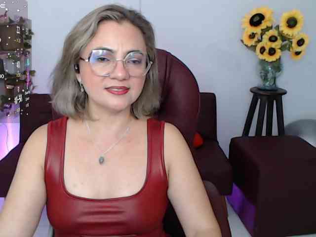 ana-milf webcam