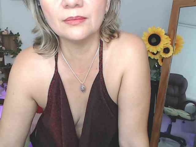 ana-milf webcam