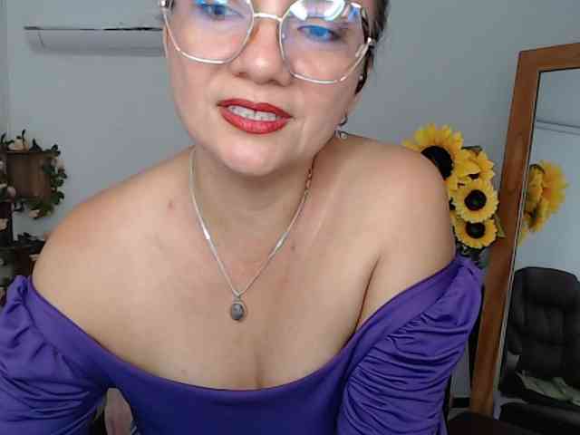 ana-milf webcam