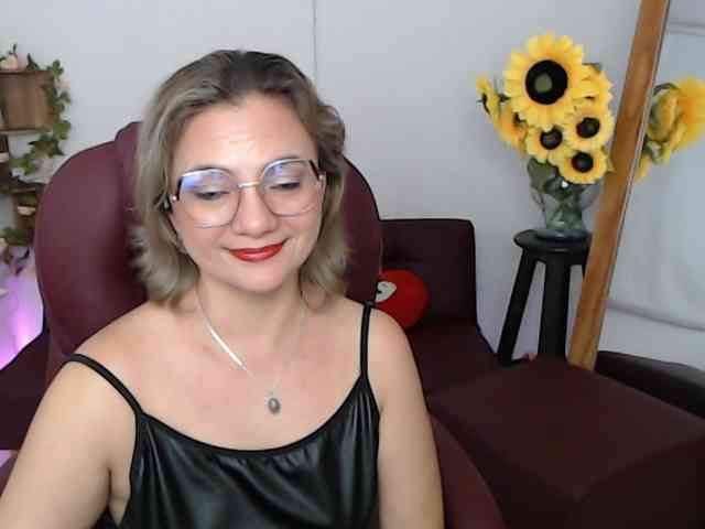 ana-milf webcam