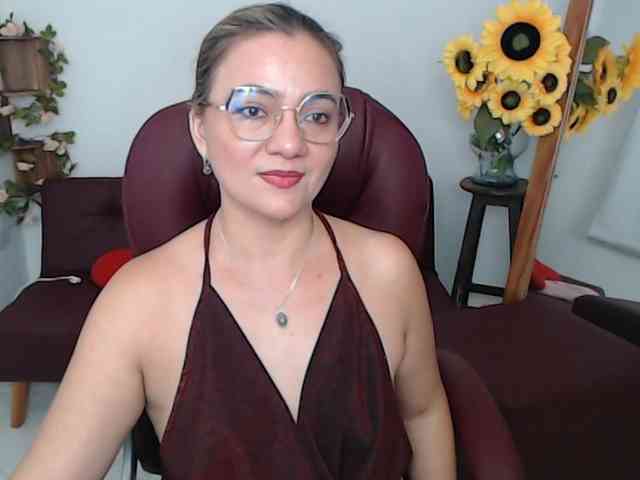 ana-milf webcam