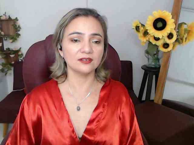 ana-milf webcam