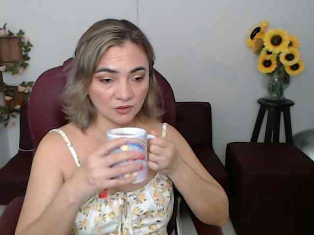 ana-milf webcam