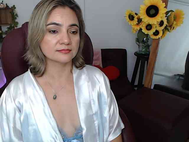 ana-milf webcam