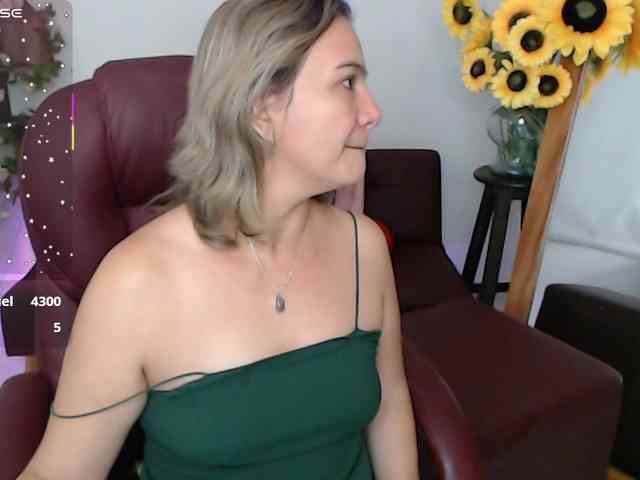 ana-milf webcam