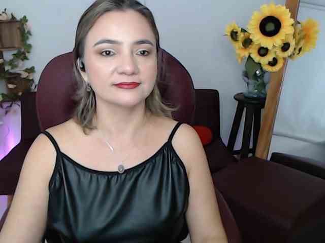ana-milf webcam