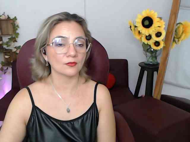 ana-milf webcam