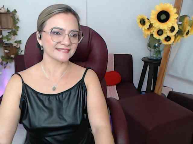 ana-milf