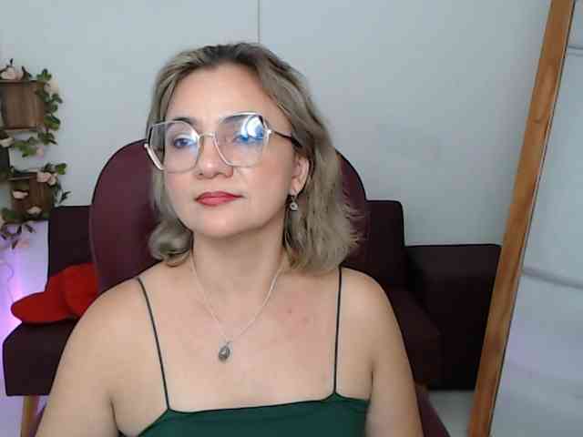 ana-milf