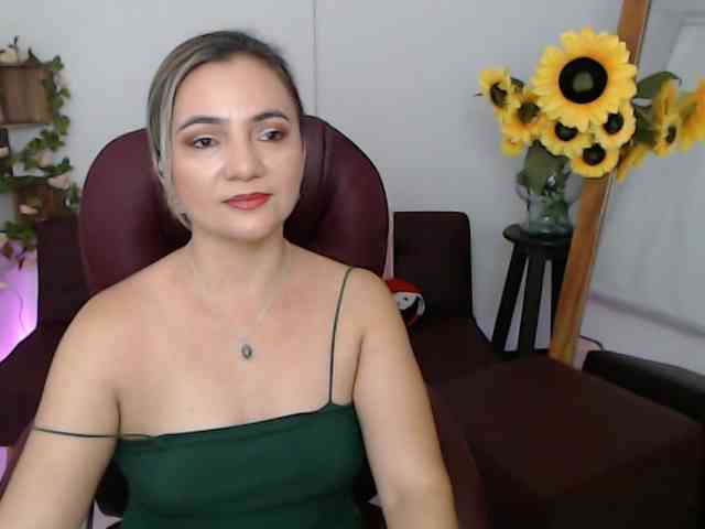 ana-milf webcam