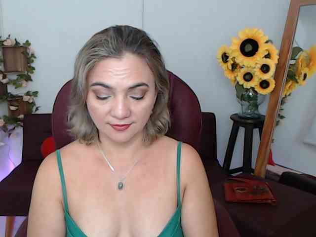 ana-milf webcam