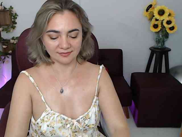 ana-milf webcam