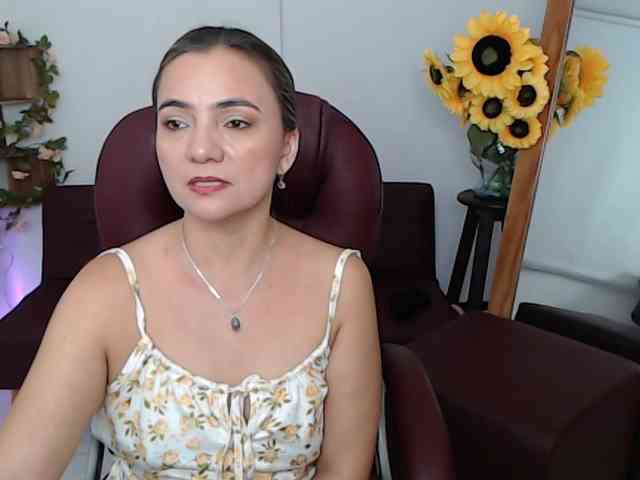 ana-milf webcam