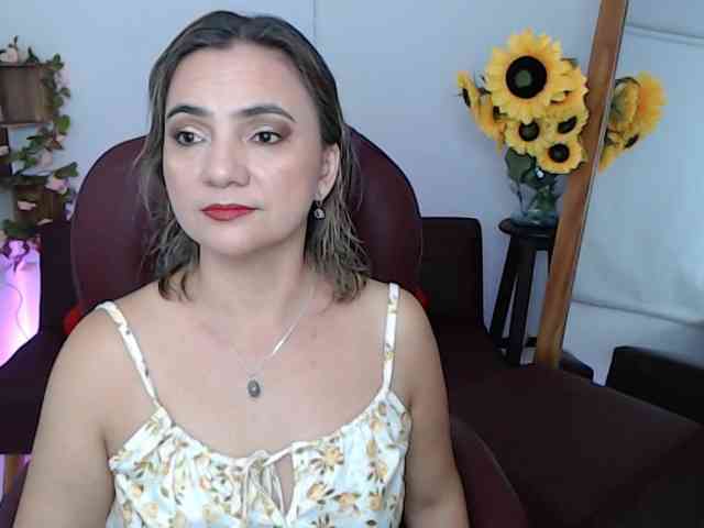 ana-milf webcam