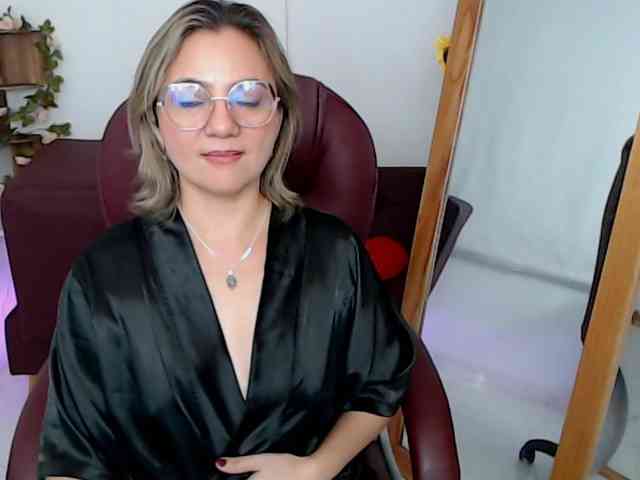 ana-milf