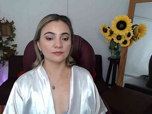 ana-milf webcam