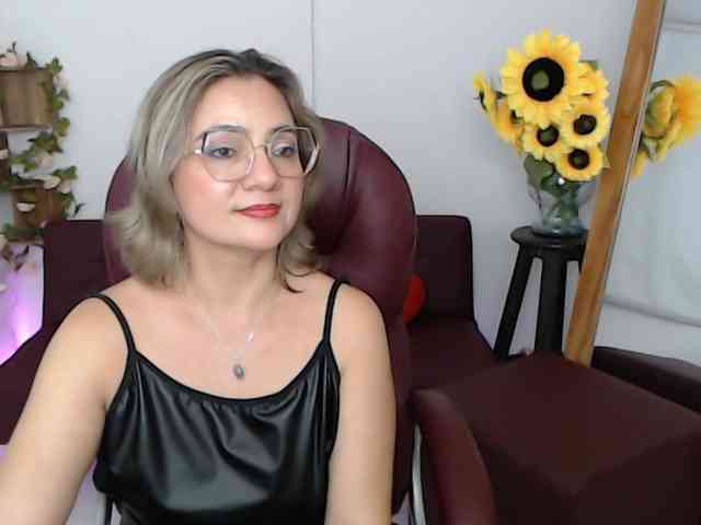 ana-milf webcam