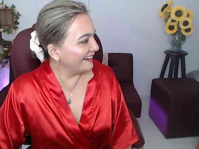 ana-milf webcam