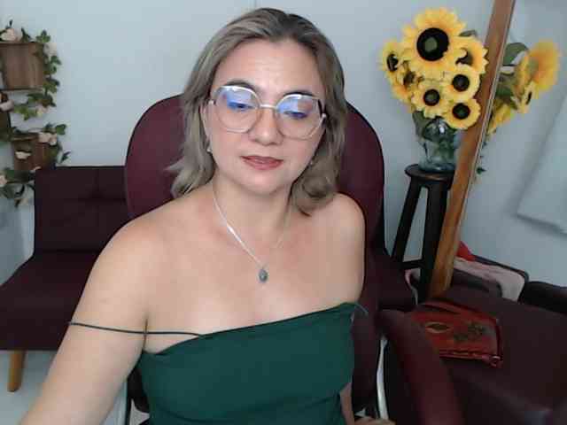 ana-milf webcam