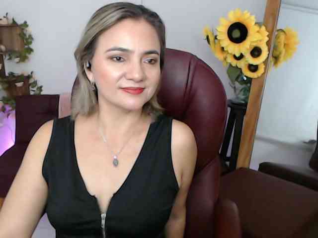 ana-milf webcam