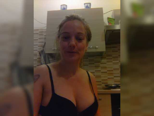 Dark-Angel-22 live cam preview