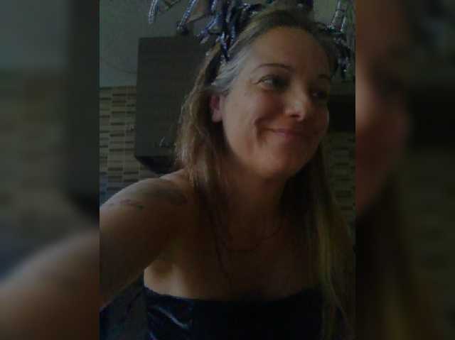 Dark-Angel-22 live cam on BongaCams