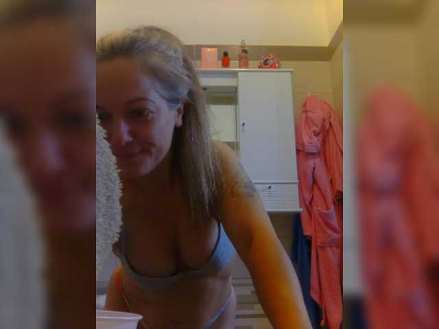 Dark-Angel-22 live cam on BongaCams
