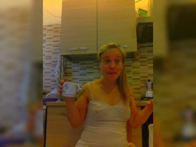 Dark-Angel-22 Live Cam and Statistics on UnifiedCams