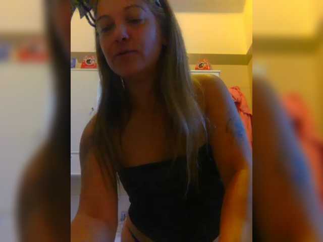 Dark-Angel-22 live cam on BongaCams