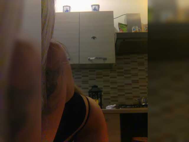 Dark-Angel-22 live cam on BongaCams