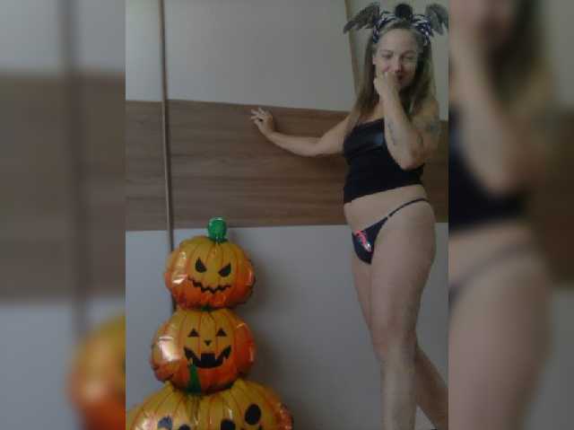Dark-Angel-22 live cam on BongaCams
