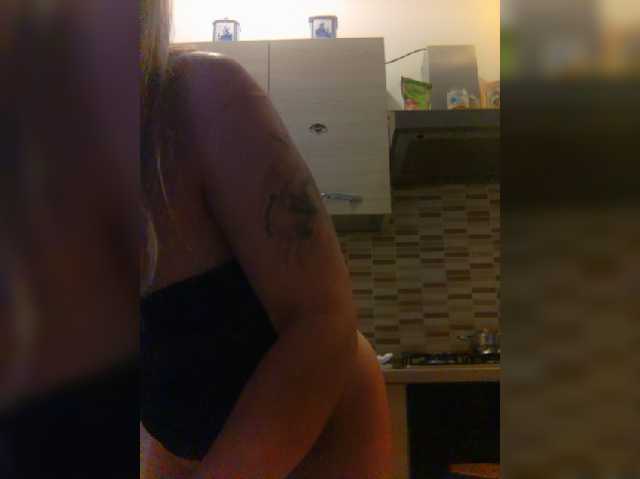 Dark-Angel-22 live cam preview