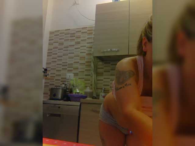 Dark-Angel-22 live cam on BongaCams