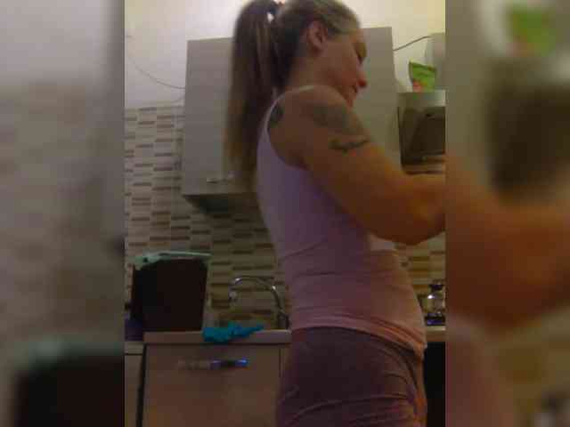 Dark-Angel-22 webcam