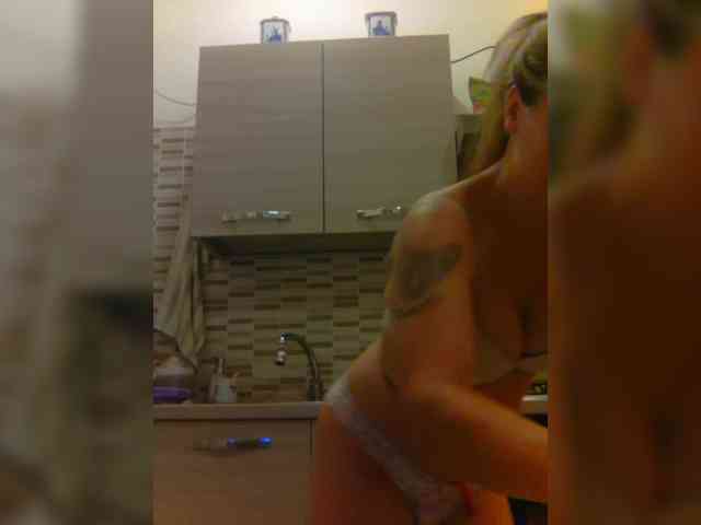 Dark-Angel-22 webcam