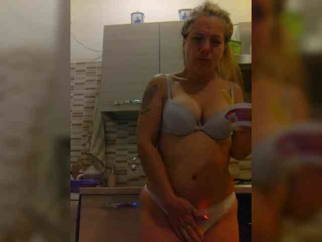 Dark-Angel-22 webcam