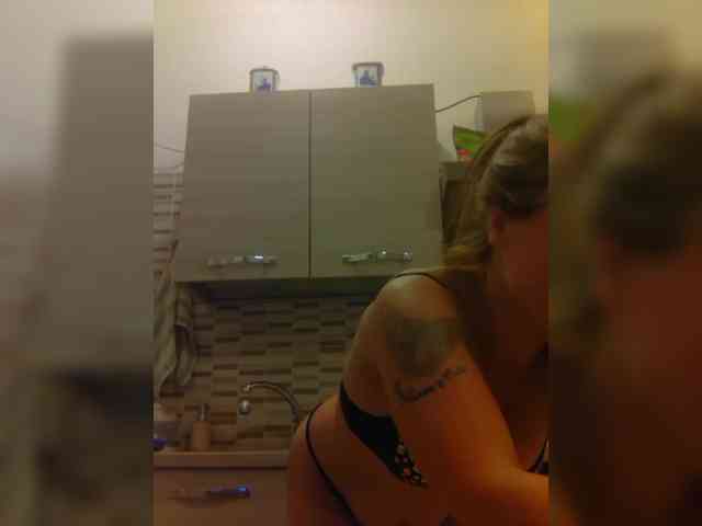 Dark-Angel-22 webcam