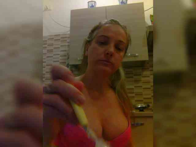 Dark-Angel-22 webcam