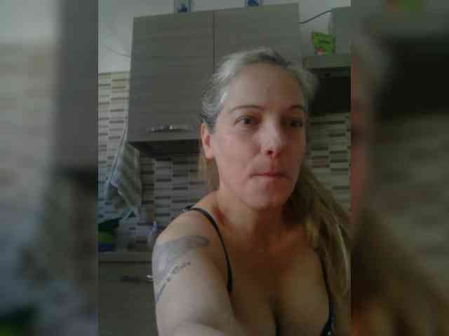 Dark-Angel-22 webcam