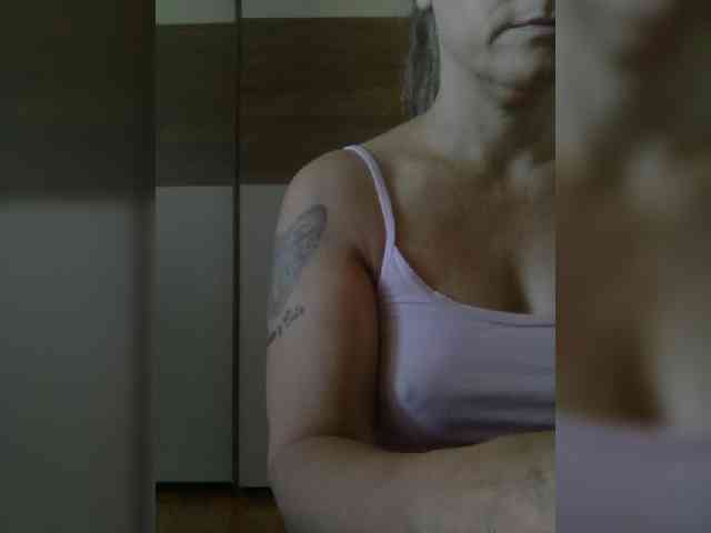 Dark-Angel-22 webcam