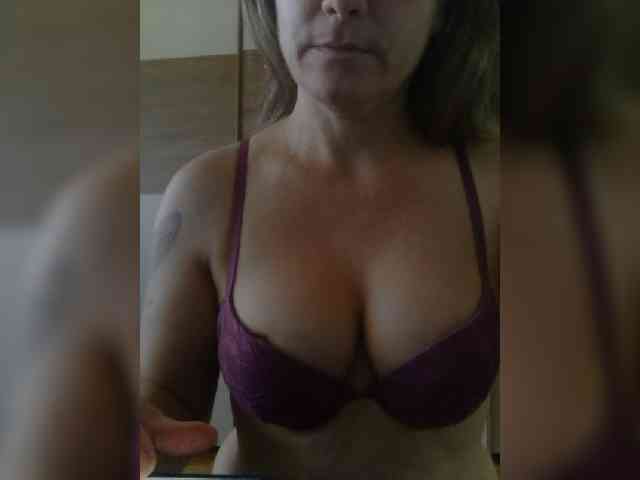Dark-Angel-22 webcam
