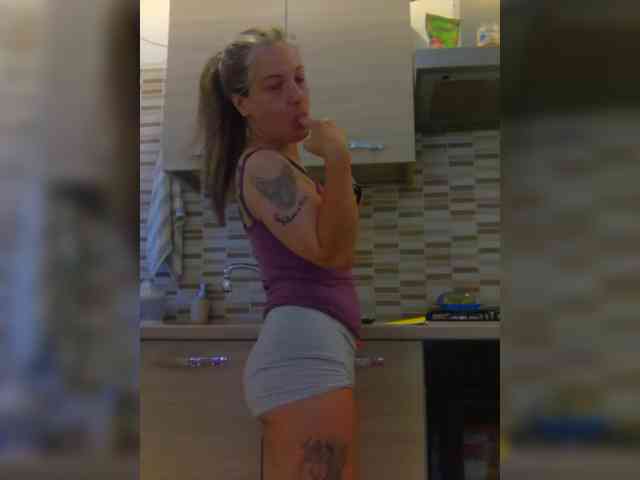 Dark-Angel-22 webcam