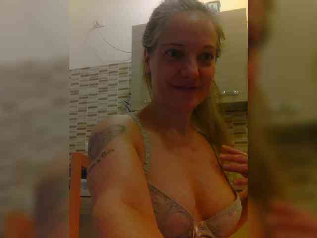 Dark-Angel-22 webcam