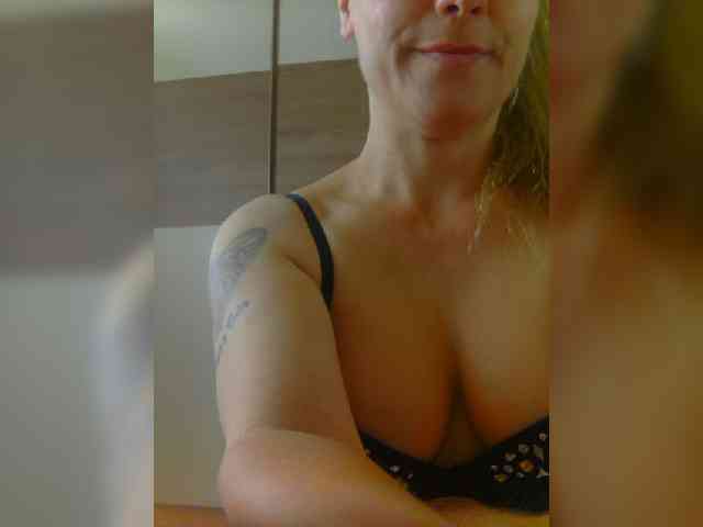 Modella: Dark-Angel-22
